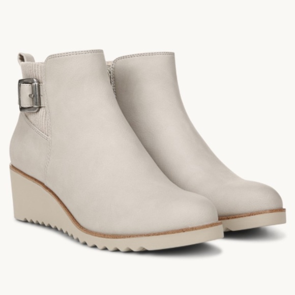 LifeStride Zayne Ankle Bootie - Picture 1 of 5